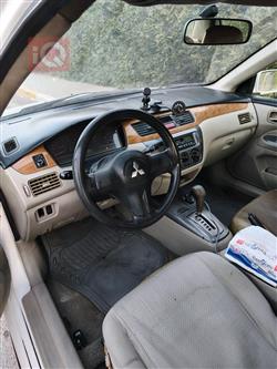 ميتسوبيشي لانسر